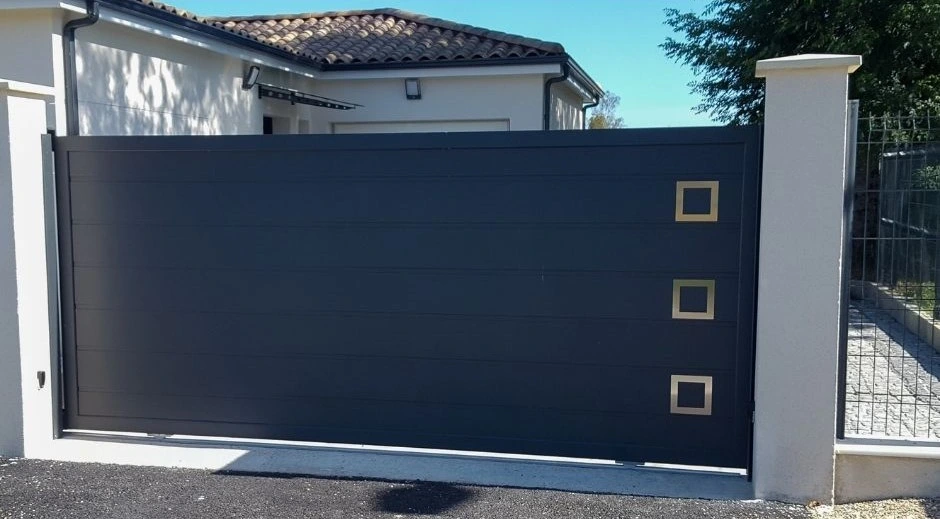Fence 27